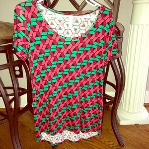 LulaRoe red and green Classic Tee. NWOT